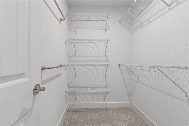 4904 NW Barry Road, Kansas City, MO 64154