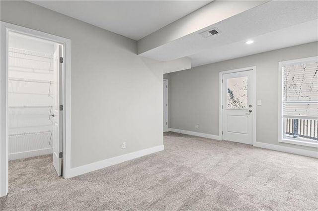 4904 NW Barry Road, Kansas City, MO 64154