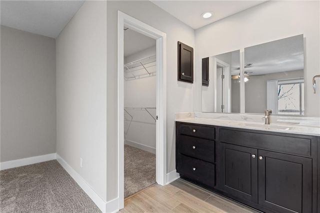 4904 NW Barry Road, Kansas City, MO 64154