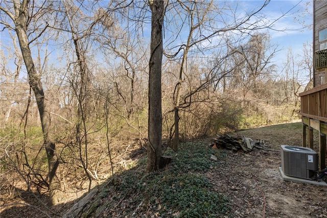 4904 NW Barry Road, Kansas City, MO 64154