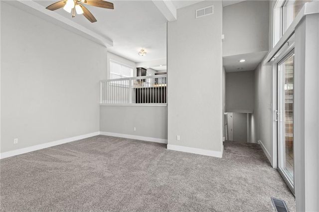 4904 NW Barry Road, Kansas City, MO 64154