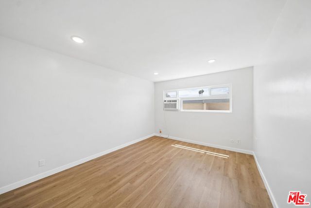 1039 Harper Avenue 9, West Hollywood, CA 90046