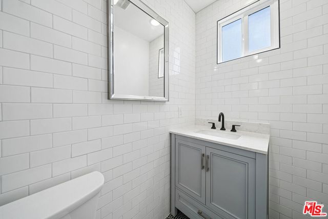 1039 Harper Avenue 9, West Hollywood, CA 90046