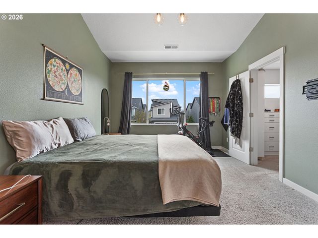 808 S 23RD Ave, Cornelius, OR 97113