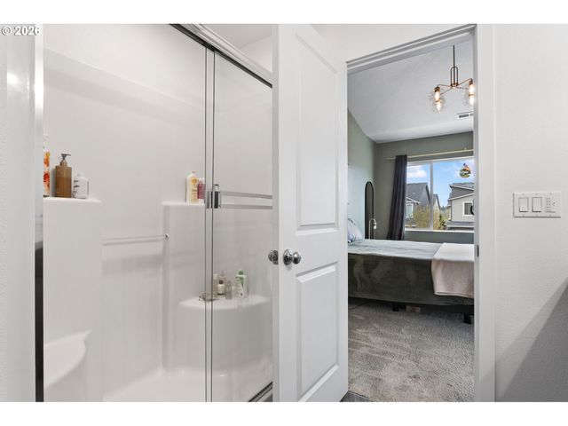 808 S 23RD Ave, Cornelius, OR 97113