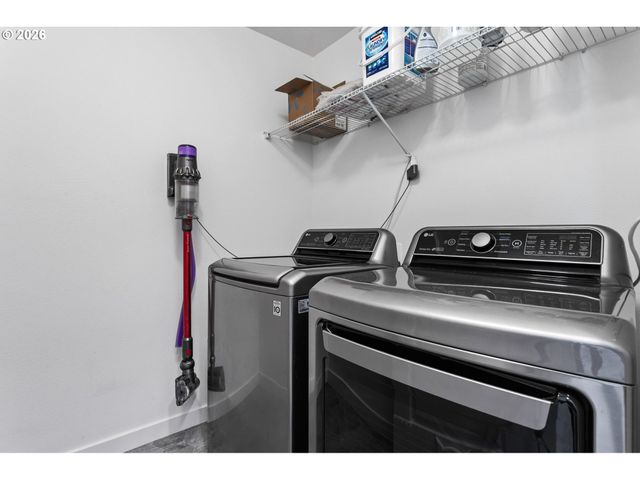 808 S 23RD Ave, Cornelius, OR 97113