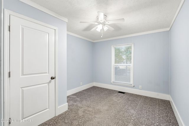 4109 Bank St, Louisville, KY 40212