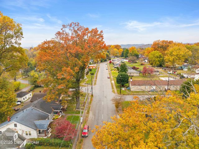 4109 Bank St, Louisville, KY 40212