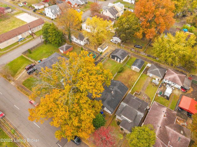 4109 Bank St, Louisville, KY 40212