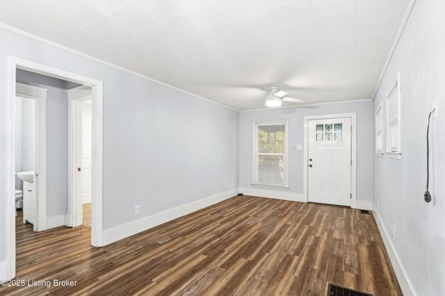 4109 Bank St, Louisville, KY 40212