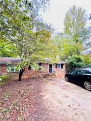 253 Sleepy Creek Drive, Athens, GA 30606