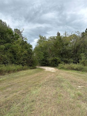150 Loraine B Road, Point Blank, TX 77364