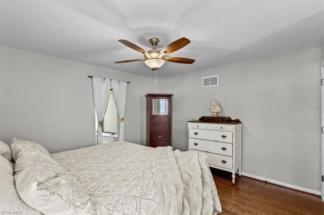 420 Chester Woods Court, High Point, NC 27262