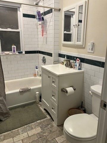 42 Conwell Ave 1, Somerville, MA 02145