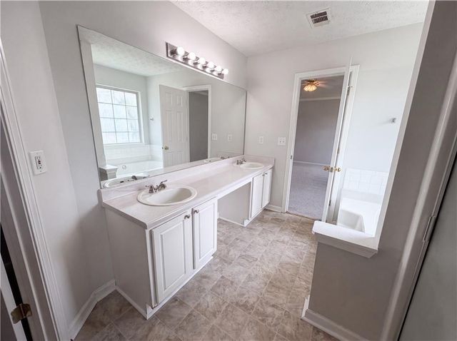 4521 Carriage Park Drive, Lithonia, GA 30038