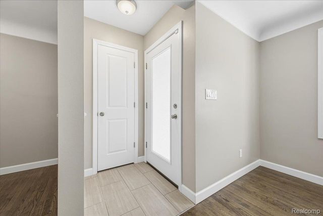 2506 Linwood Avenue, Royal Oak, MI 48073