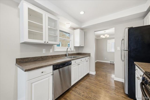 2506 Linwood Avenue, Royal Oak, MI 48073