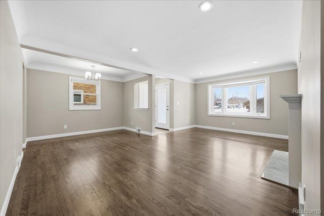 2506 Linwood Avenue, Royal Oak, MI 48073