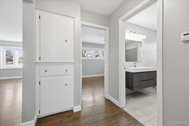 2506 Linwood Avenue, Royal Oak, MI 48073