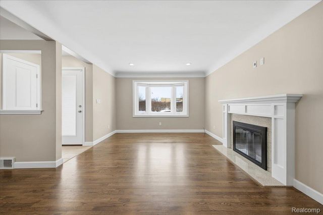 2506 Linwood Avenue, Royal Oak, MI 48073