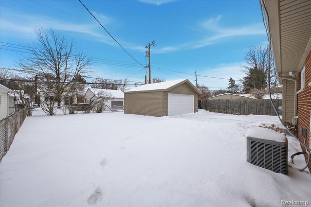 2506 Linwood Avenue, Royal Oak, MI 48073