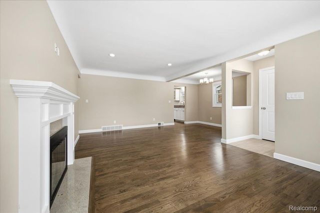 2506 Linwood Avenue, Royal Oak, MI 48073