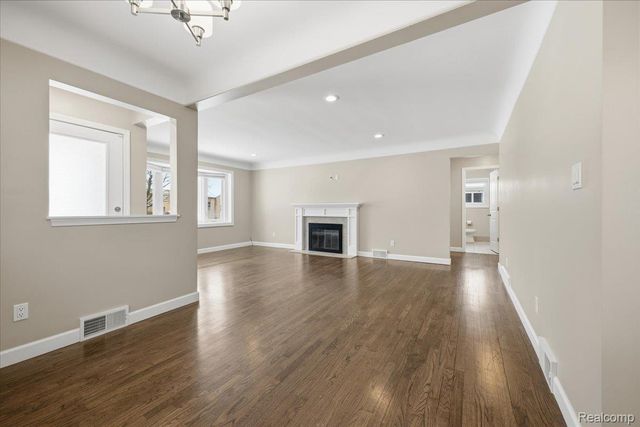 2506 Linwood Avenue, Royal Oak, MI 48073