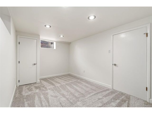 425 W 4th Avenue Dr, Broomfield, CO 80020