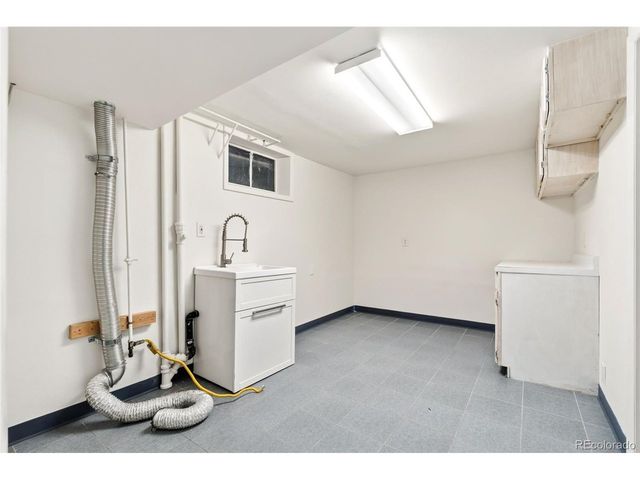 425 W 4th Avenue Dr, Broomfield, CO 80020