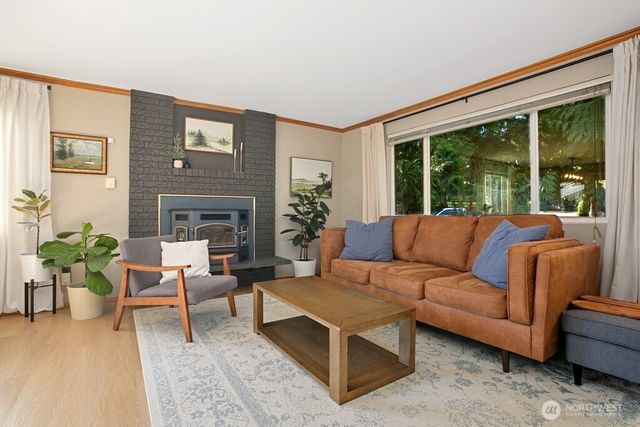 19911 34th Drive SE, Bothell, WA 98012