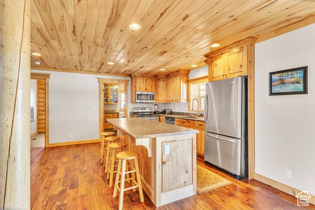 53 ASPEN COVE DR, Scofield, UT 84526