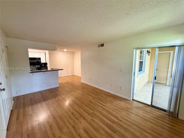 1237 SW 46th Ave 803, Pompano Beach, FL 33069