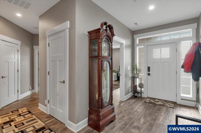 680 NW 11th Av, Canby, OR 97013