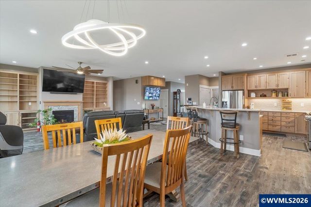 680 NW 11th Av, Canby, OR 97013