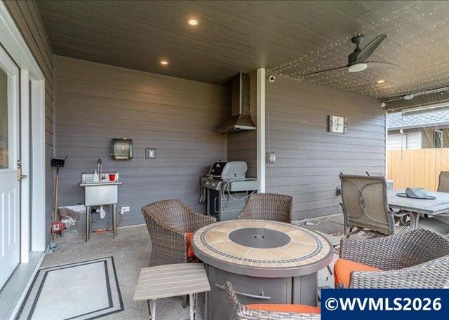 680 NW 11th Av, Canby, OR 97013