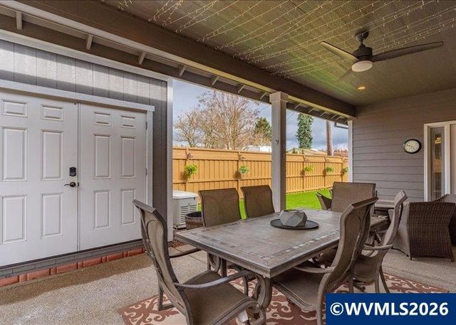 680 NW 11th Av, Canby, OR 97013