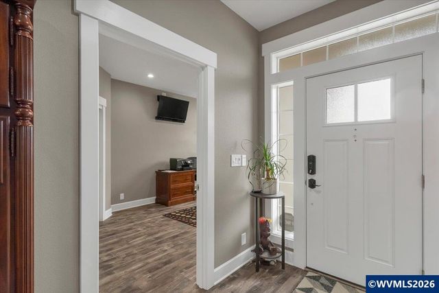 680 NW 11th Av, Canby, OR 97013