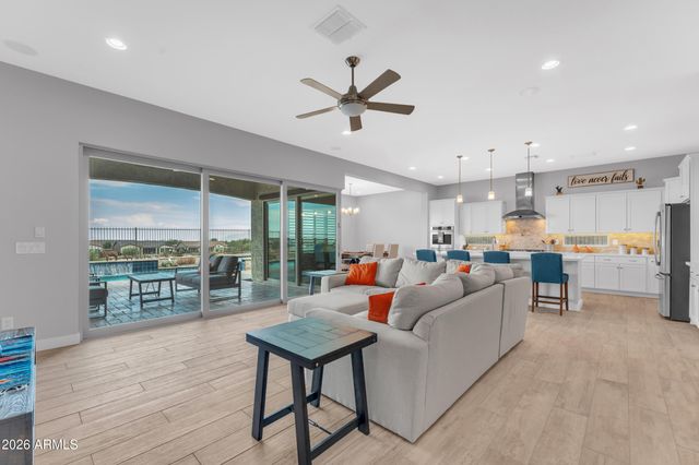 5207 N 206TH Drive, Buckeye, AZ 85396