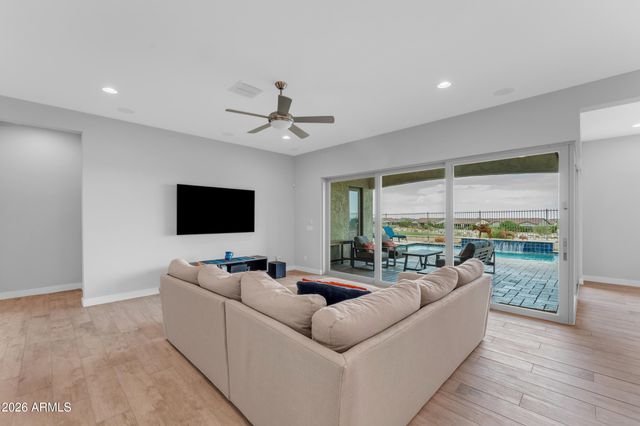 5207 N 206TH Drive, Buckeye, AZ 85396