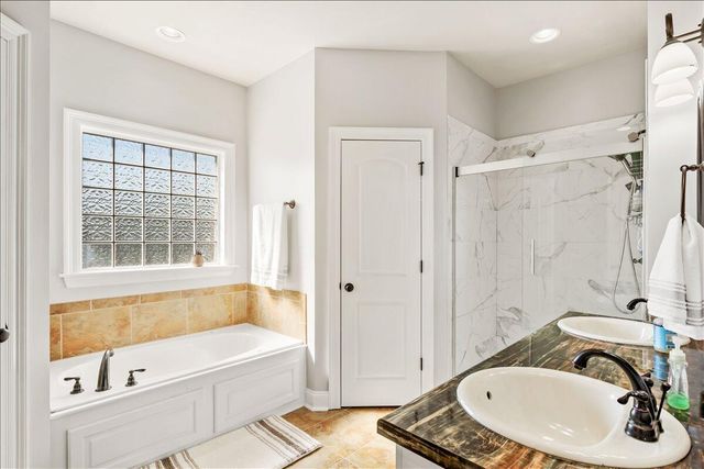 24 Chapel Hill Blvd. W, Hattiesburg, MS 39402