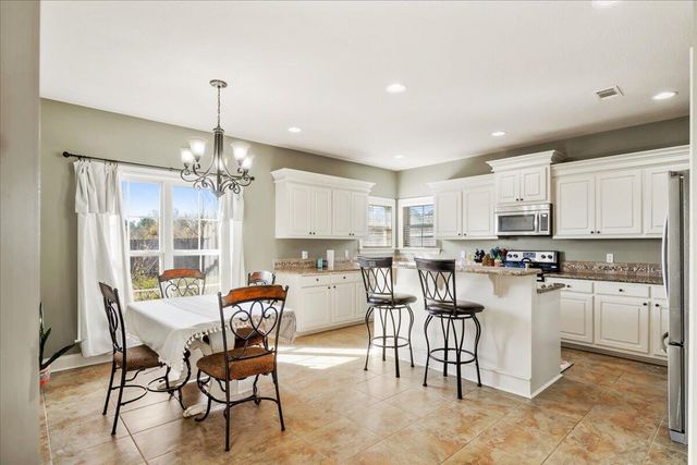 24 Chapel Hill Blvd. W, Hattiesburg, MS 39402