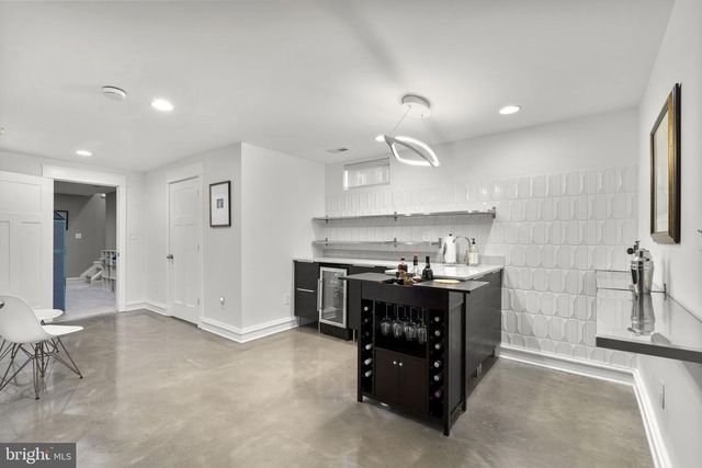 767 MONROE ST, Herndon, VA 20170