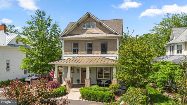 767 MONROE ST, Herndon, VA 20170