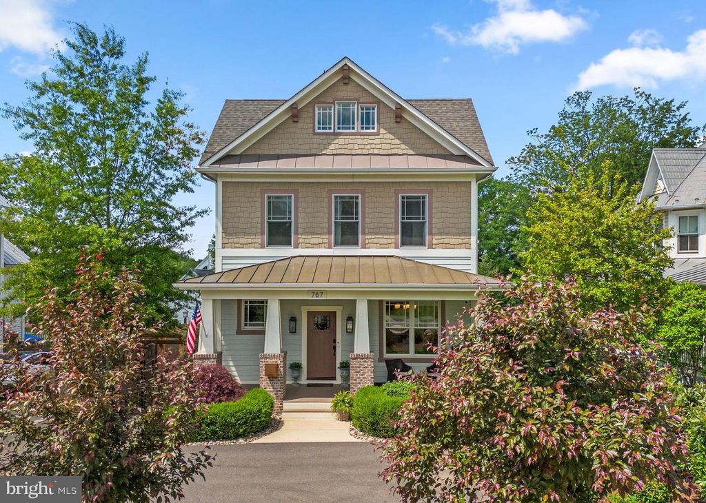 767 MONROE ST, Herndon, VA 20170