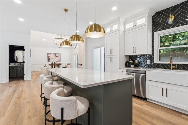 730 Mabry Road, Sandy Springs, GA 30328