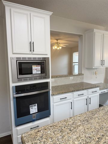 2901 Barksdale Drive, Plano, TX 75025