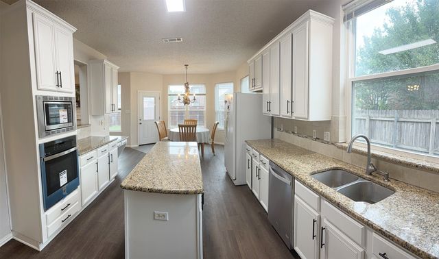 2901 Barksdale Drive, Plano, TX 75025