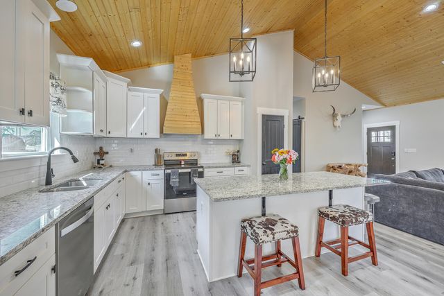 1691 Bennett Circle, Holly Hill, SC 29059