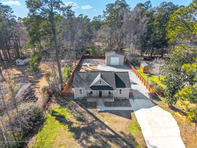 1691 Bennett Circle, Holly Hill, SC 29059