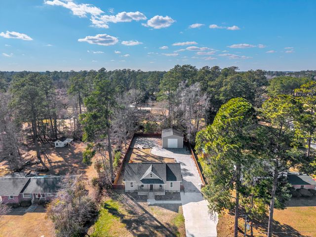 1691 Bennett Circle, Holly Hill, SC 29059